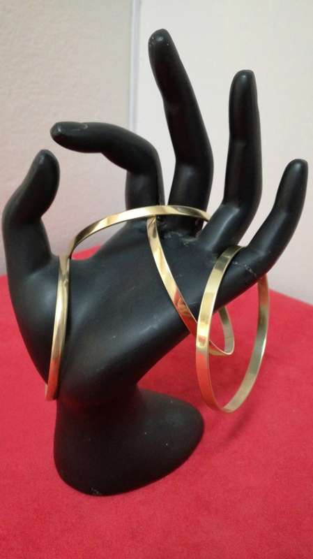 Vintage 9ct bangles